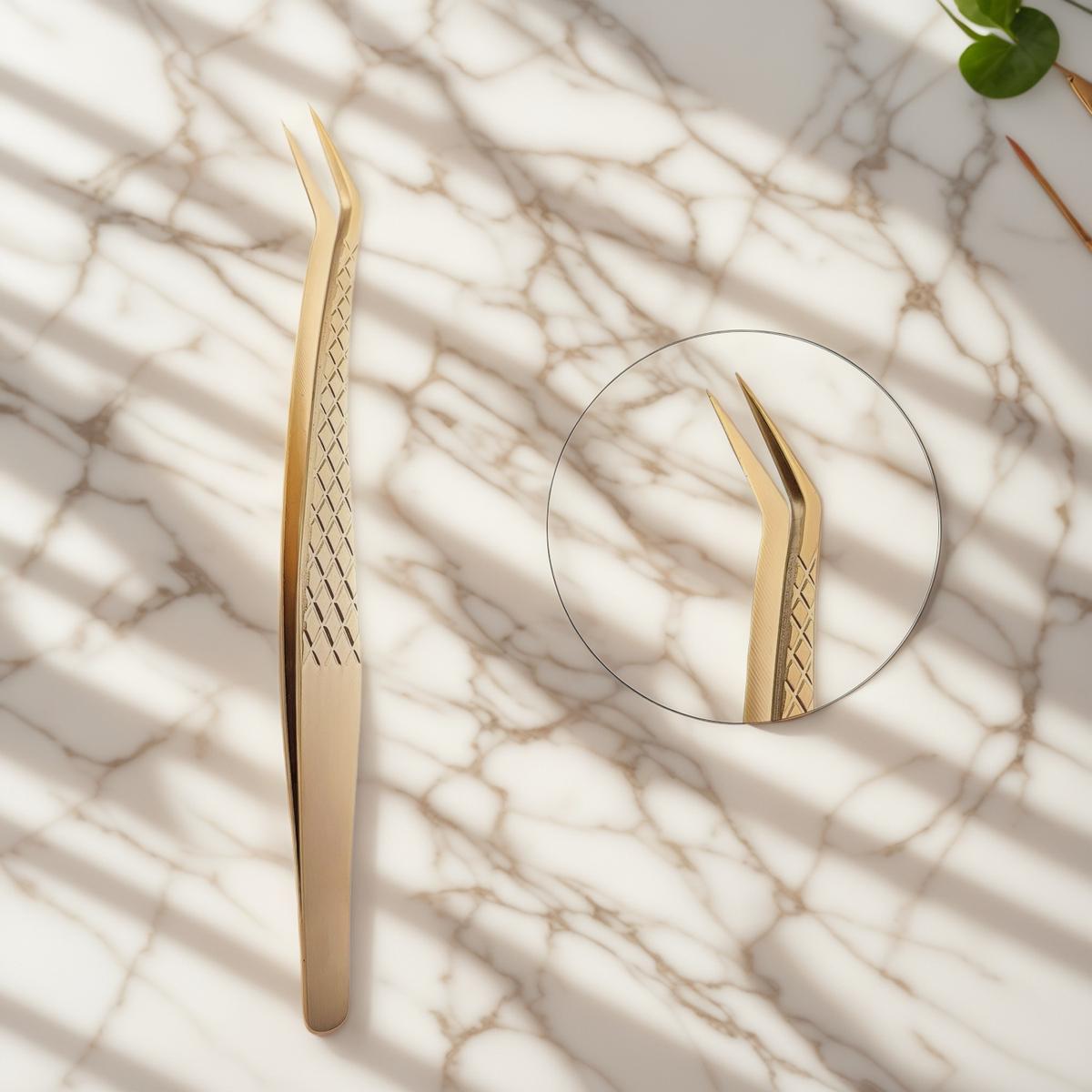 Custom Tweezers: Precision & Elegance in Beauty