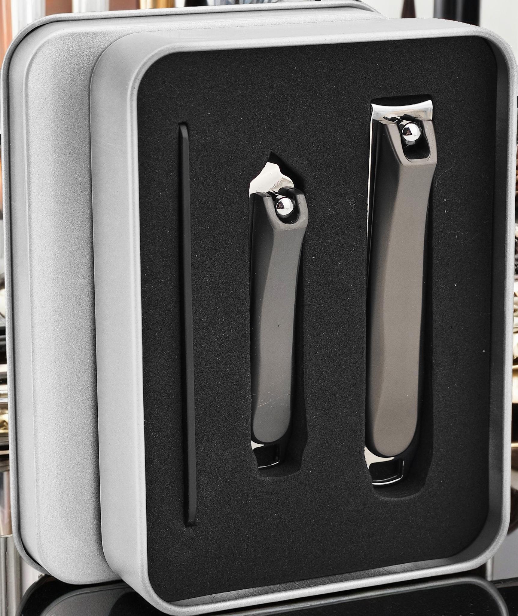 Ensemble de coupe-ongles professionnel dans une boîte de voyage en métal