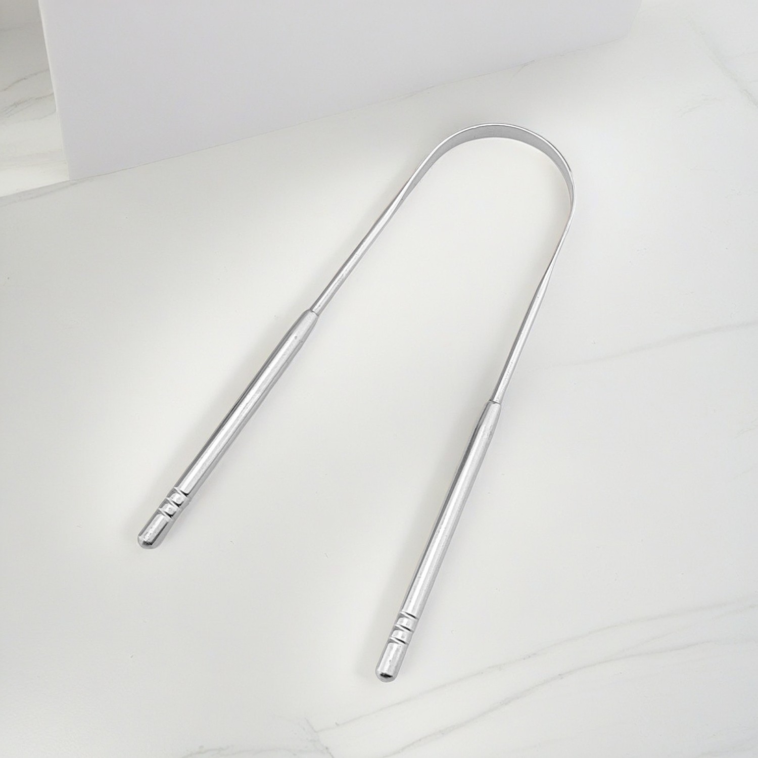 Revitalize Oral Hygiene with Olimor Beauty’s Tongue Scraper