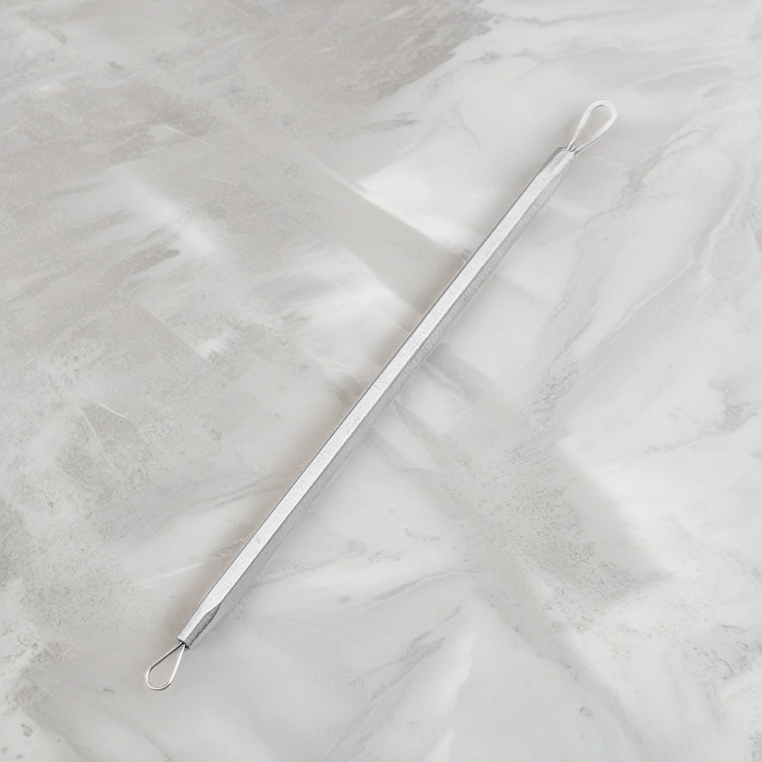 Effortless Acne Removal with Blackhead Extractors