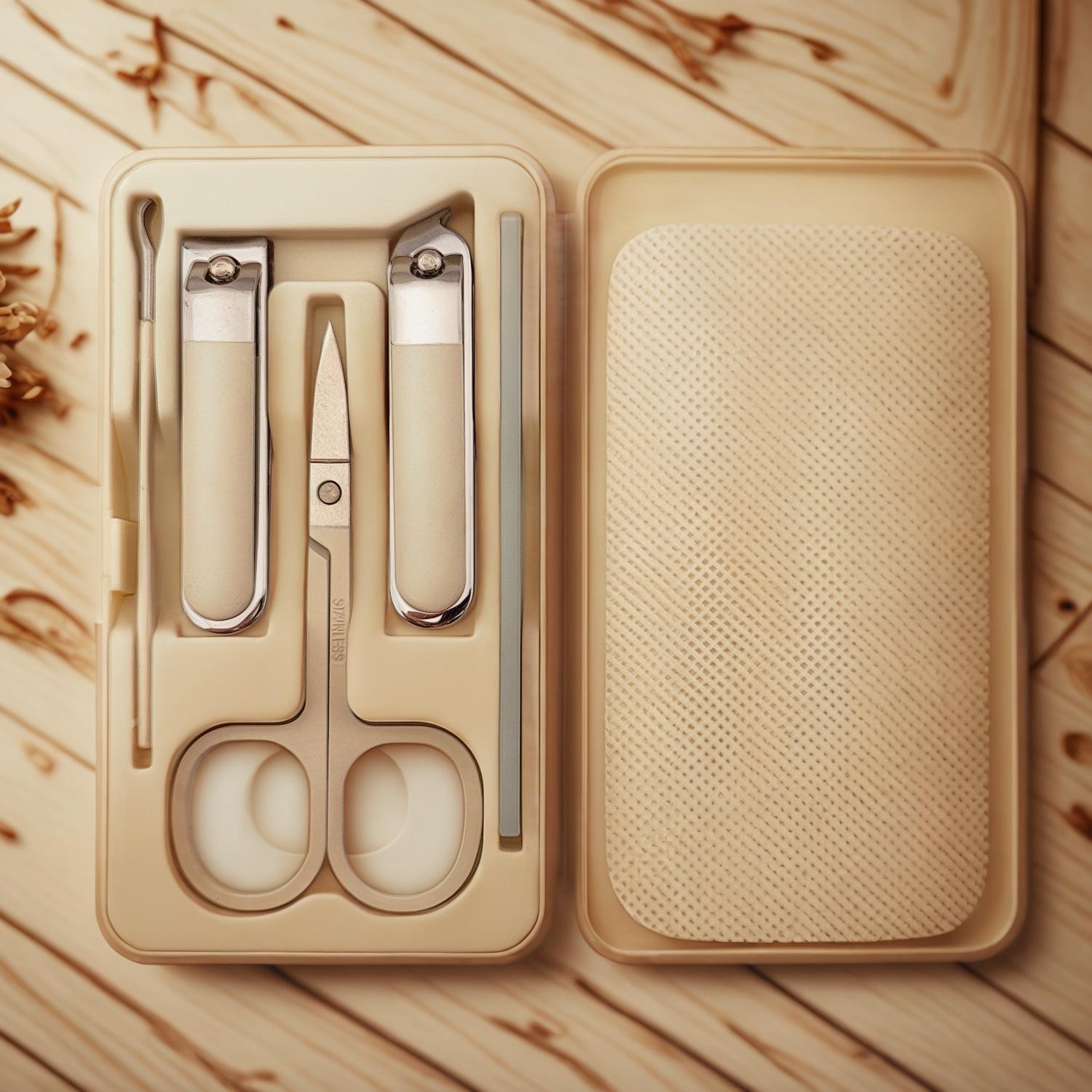 Personal Care Tools Wholesale: How to Choose Manicure Sets for Retail and Salon Buyers