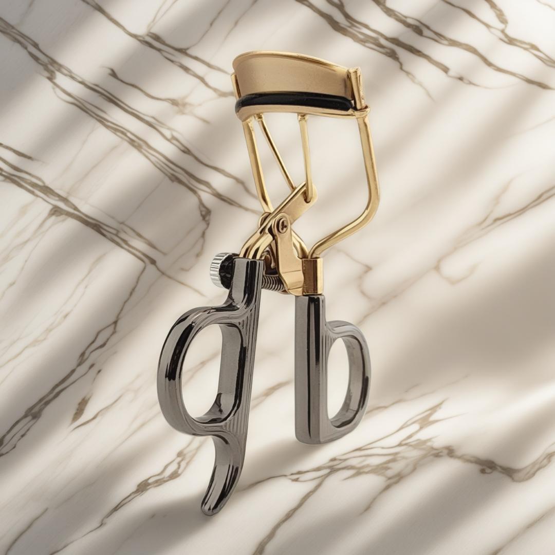 Großhändler für Wimpernzangen: Verbessern Sie Ihre Beauty-Lieferkette mit Olimor Beauty